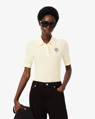 Polo bordado de corte ajustado