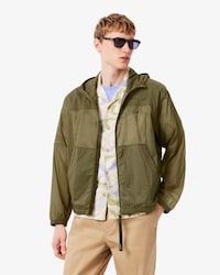 Chaqueta de nailon hidr&oacute;fuga plegable