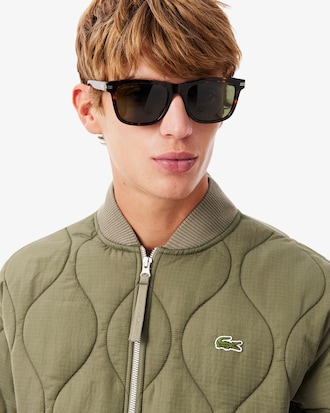 Chaqueta corta con insignia hidrófuga