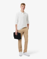 Pantal&oacute;n chino de corte ajustado de sarga el&aacute;stica