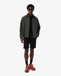 Pantal&oacute;n chino corto de corte ajustado de algod&oacute;n el&aacute;stico