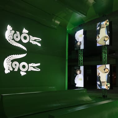 Stand Lacoste au festival Sonar 2023