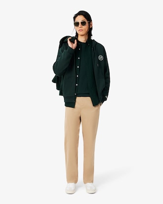 Sweatshirt &agrave; capuche zipp&eacute; avec badge
