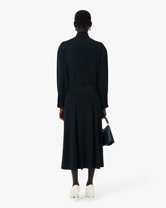 Robe longue col polo plissée Défilé