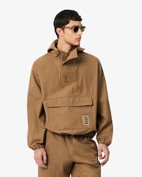 Badge Accent Water-Repellent Canvas Half Zipped Jacket