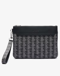 The Blend Clutch