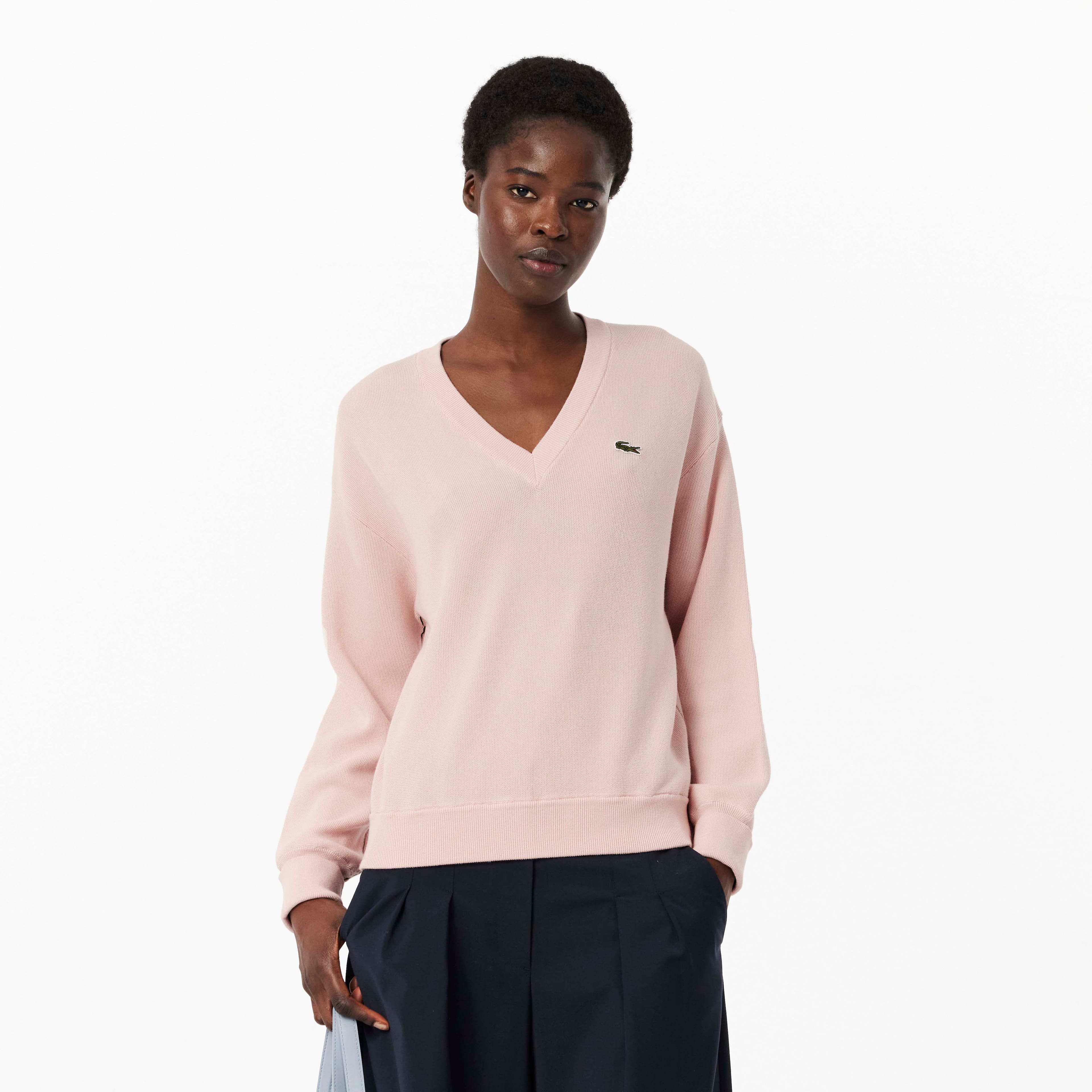 Lacoste ピンク Vネック ニットセーター Women's V-Neck Cable Knit Cotton Tennis Sweater - Sweaters
