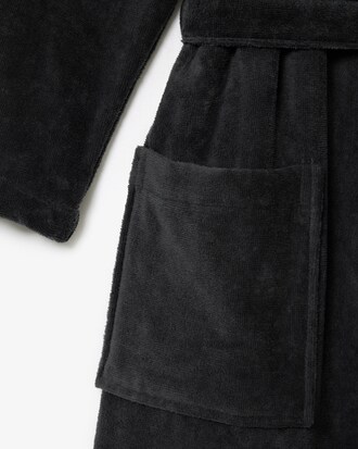 L René Bathrobe