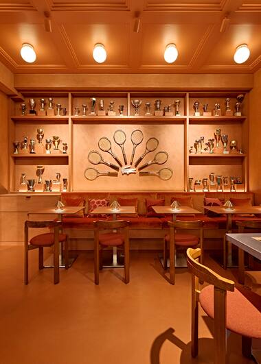 Le Caf&eacute; Lacoste, Paris