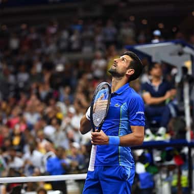 Novak Djokovic con Lacoste. La tenacidad nunca envejece.