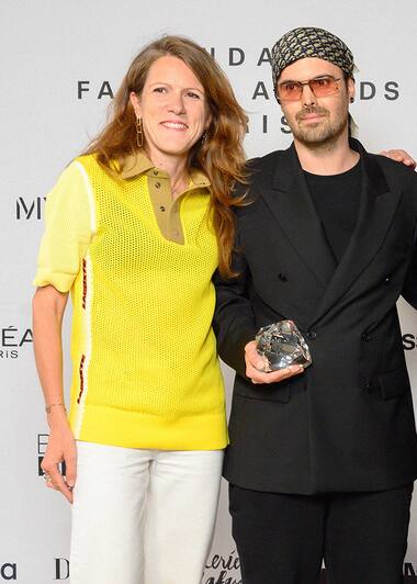 Catherine Spindler, directrice générale adjointe de Lacoste, et Arthur Avellano aux Andam Fashion Awards 2023
