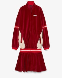 Runway oversized Velours-Maxikleid