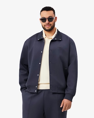 Jacke mit hohem Nacken und gestickter Unterschrift