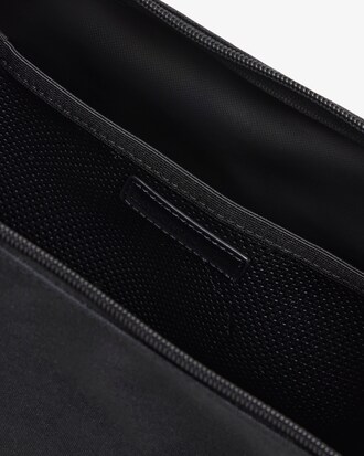 Mittelgro&szlig;e, halbmondf&ouml;rmige Tasche Neocroc