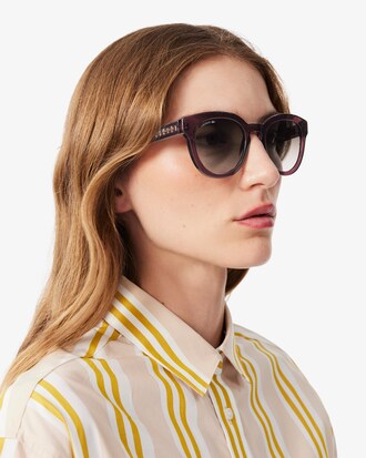 Ovale Brille mit Monogramm
