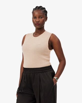 &Auml;rmelloser Pullover aus Merinowolle mit 3D-Strick