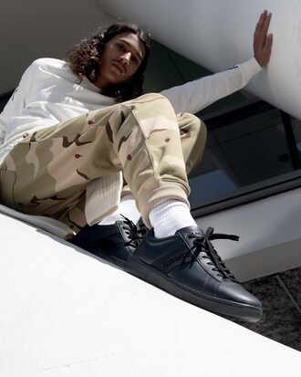 Herren-Sneakers CARNABY EVO aus Leder und Veloursleder