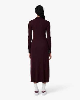 Merinowollkleid mit Kragen und 3D-Strick