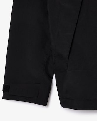 Leichte, wasserabweisende Jacke mit Kapuze