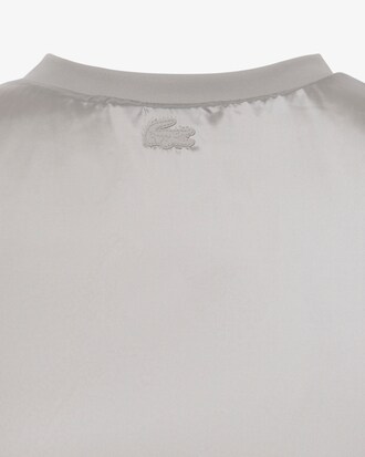 Gl&auml;nzendes und gef&uuml;ttertes T-Shirt Runway