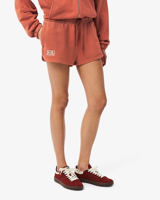 Kurze Shorts mit verwaschenem Effekt