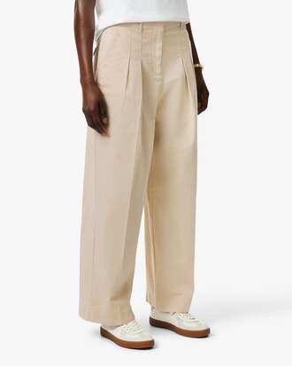 Weite Chinohose aus Stretch-Gabardine
