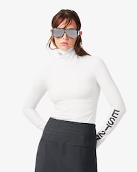 Runway bedrucktes Stretch-T-Shirt mit hohem Kragen