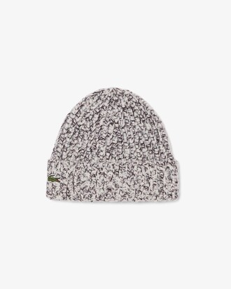 M&uuml;tze aus Rippstrickwolle mit Bommel
