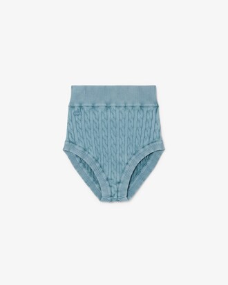 Kurze Shorts mit Zopfmuster und verwaschenem Effekt