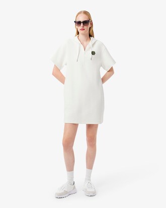 Kleid aus Piqu&eacute; mit Kapuze