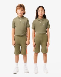 Shorts aus Fleece mit Kontraststreifen