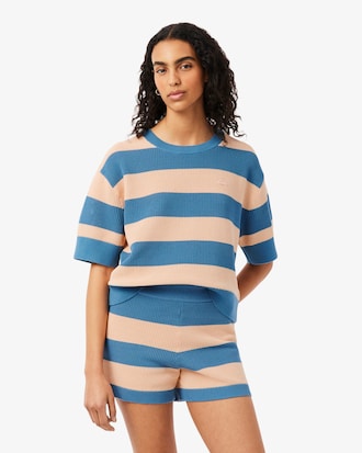 Gestreiftes T-Shirt aus Mesh-Strick