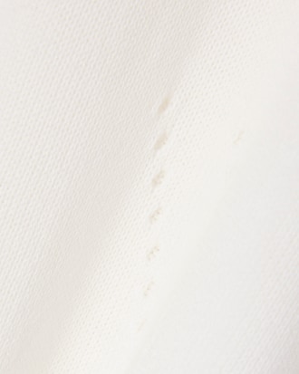 Nahtloser Pullover mit V-Ausschnitt