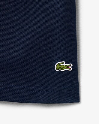 Kurzer Rock mit Taschendetail