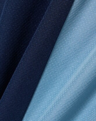 Wasserabweisende Sportshorts mit Colorblock-Design