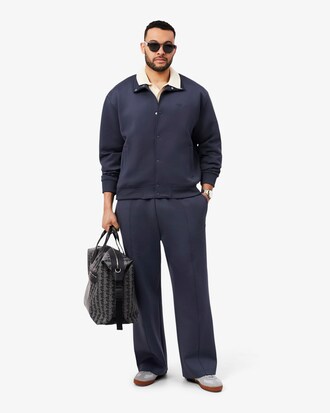 Jacke mit hohem Nacken und gestickter Unterschrift