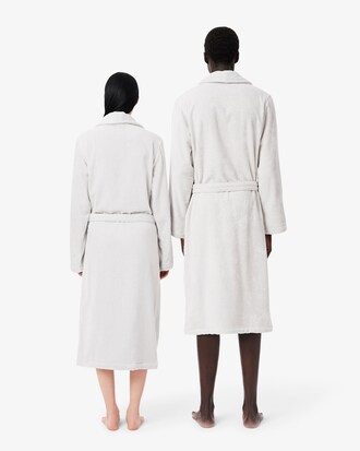 L René Bathrobe