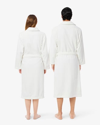 L René Bathrobe