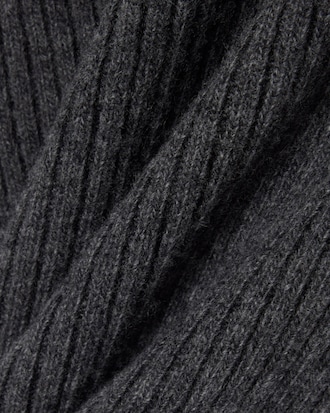 Ribbed Wool Scarf
