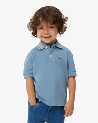 Polo de petit piqu&eacute; con cuello de rayas
