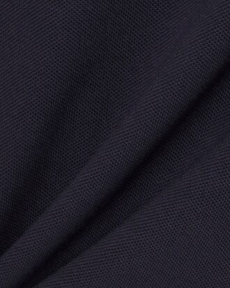 Polo de corte cl&aacute;sico con insignia fabricado en Francia