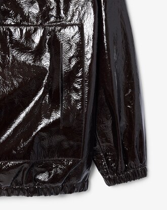 Chaqueta popover de piel Lacoste x Wang Yibo