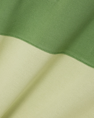 Polo de piqu&eacute; de corte regular con bloques de color