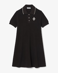 Vestido polo de algod&oacute;n con insignia en contraste