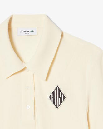 Polo bordado de corte ajustado