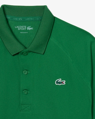 Polo de corte regular con protecci&oacute;n UV