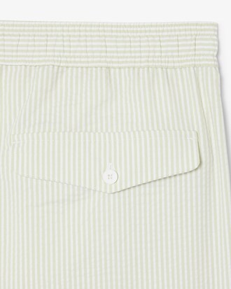 Short de ba&ntilde;o texturizado de rayas de largo medio