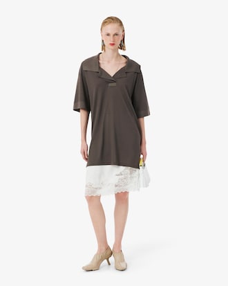 Vestido con cuello polo de piqu&eacute; de seda Runway