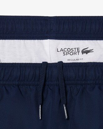 Pantal&oacute;n de ch&aacute;ndal deportivo