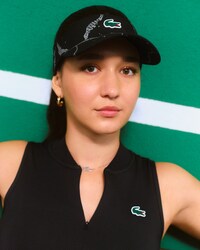 Visera de tenis con estampado reflectante